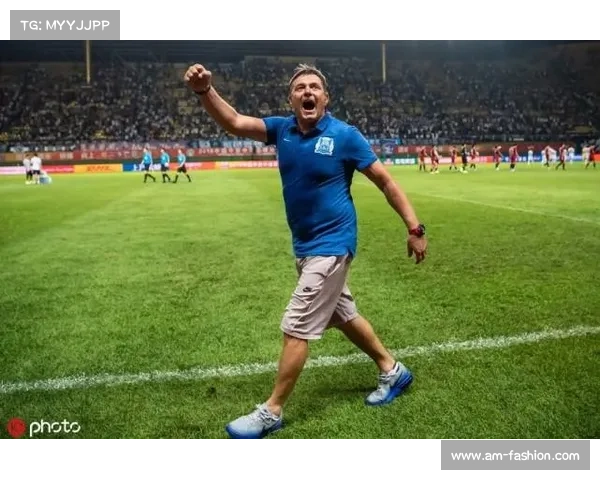 扎哈维宣布退役回顾职业生涯高光时刻与辉煌成就