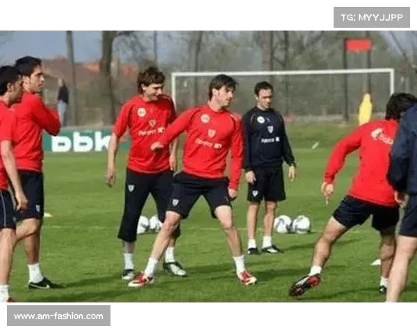 如何提升费内巴切的战术表现并增强其竞技水平的策略分析